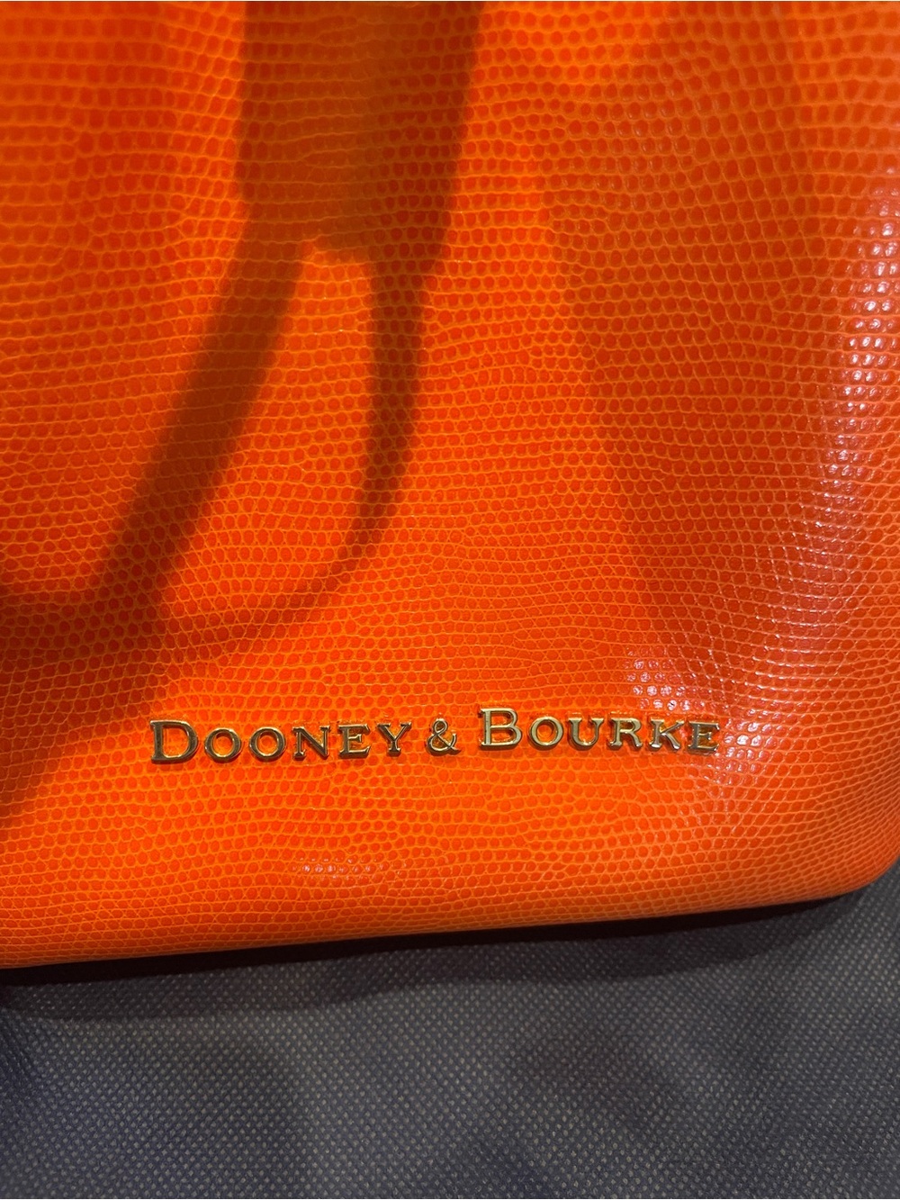 Dooney & Bourke crossbody tassel bag - Picture 3 of 6
